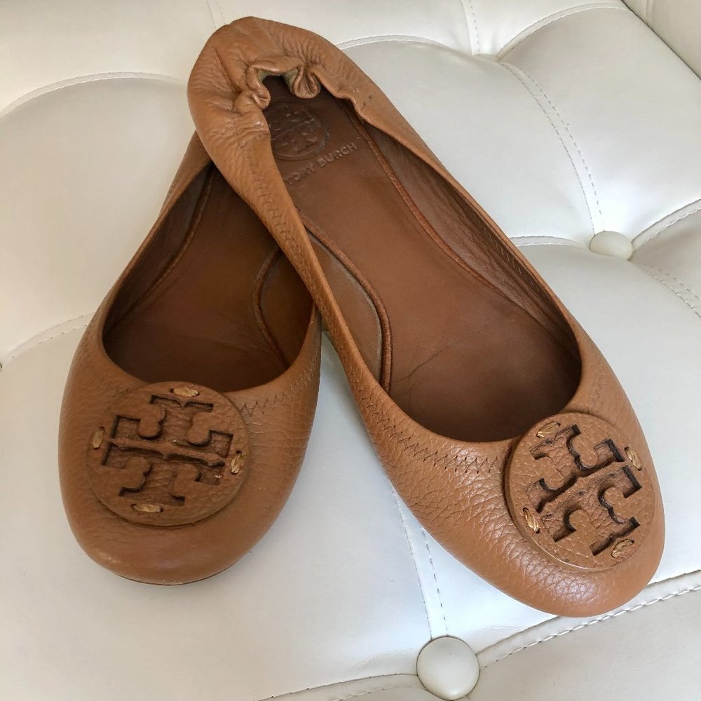 Tory Burch Minnie Ballet Flat in Tan